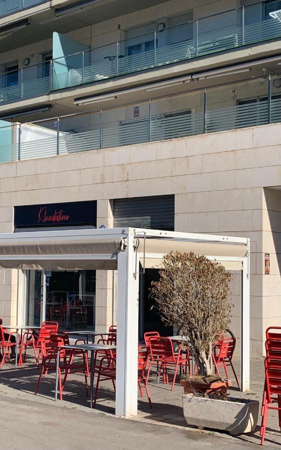 Badalona Beach Apartment Luaran gambar
